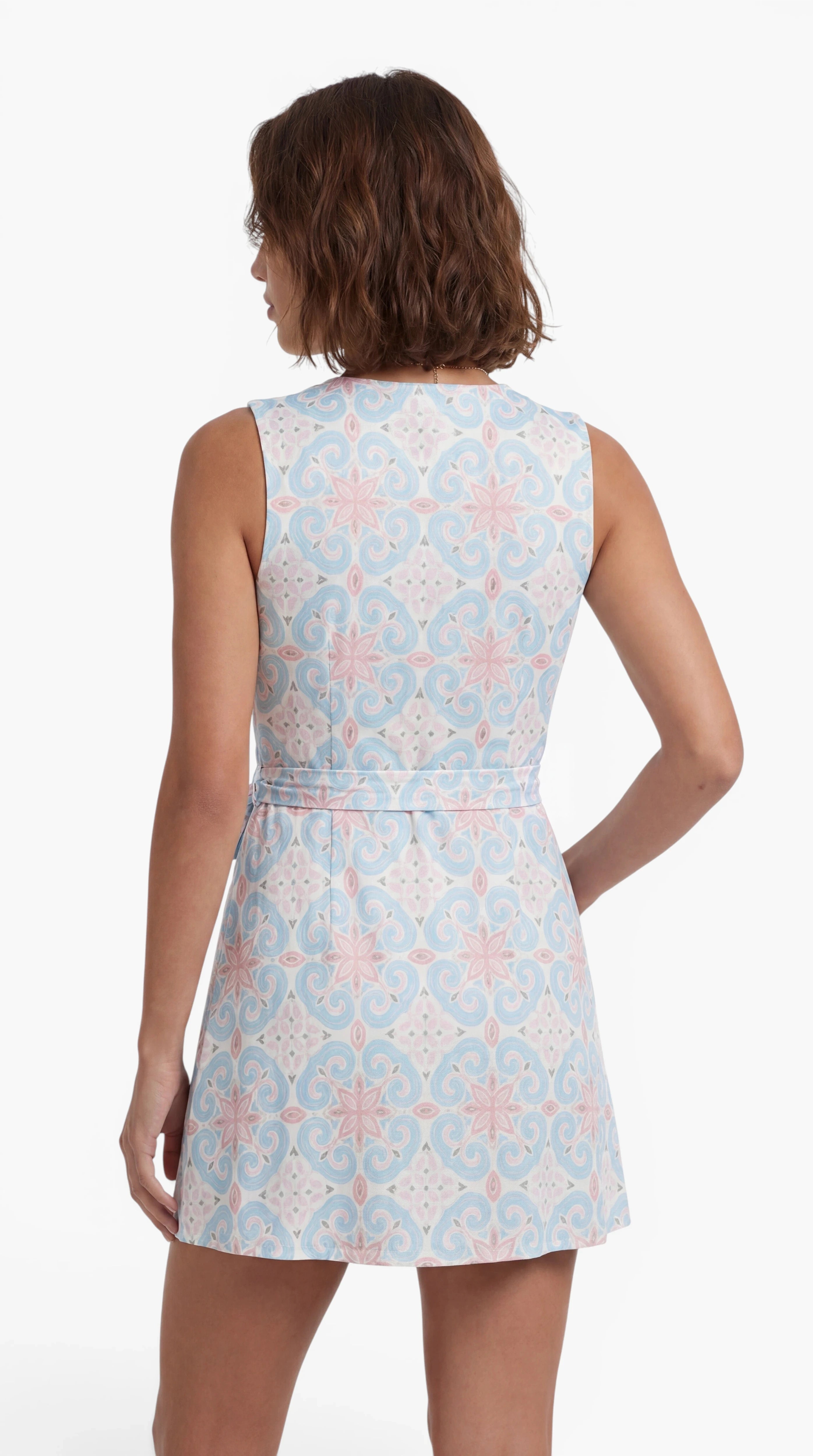 Drop 1: "FEMININE MINI" Kleid – Mediterranean Tile